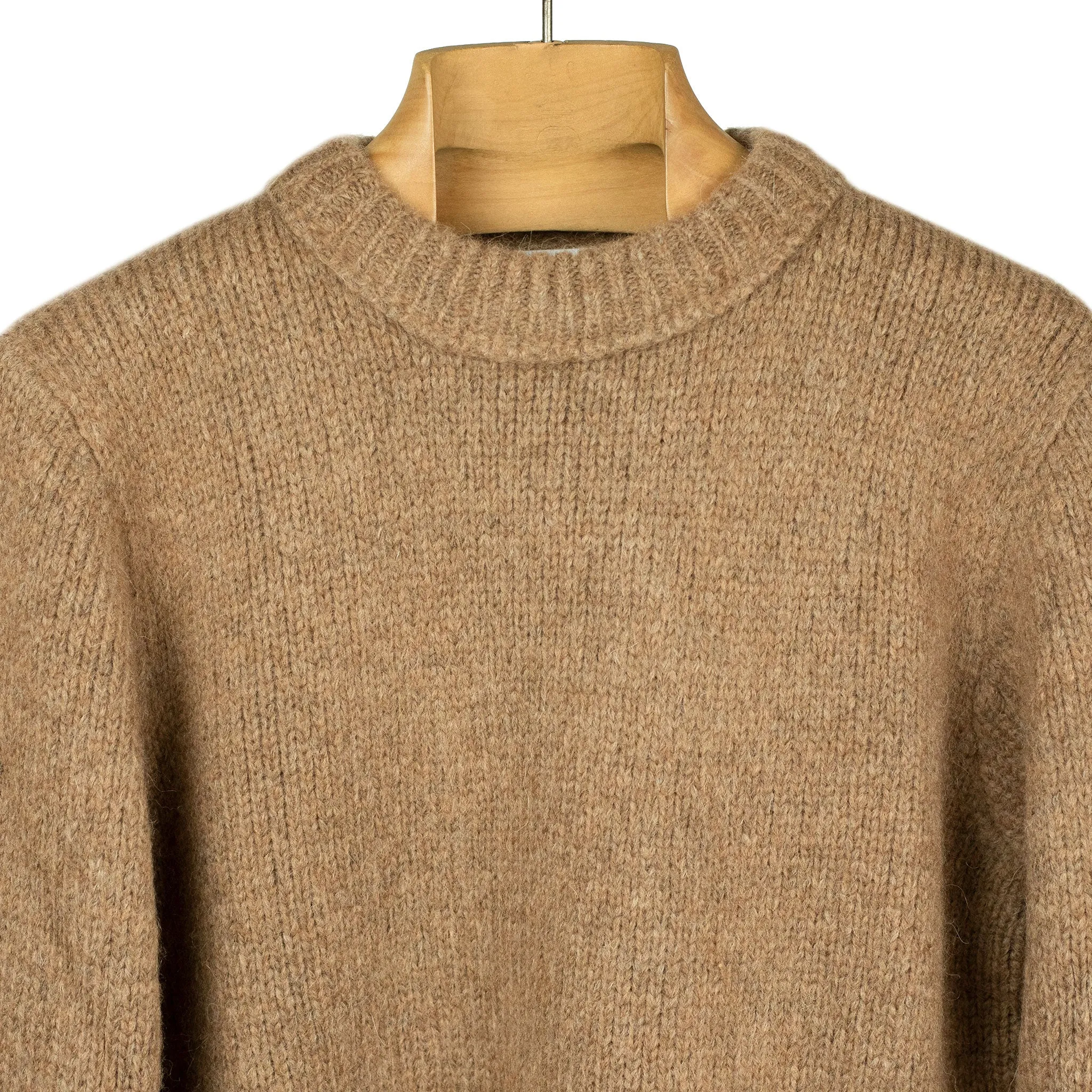 Aappio crewneck sweater in cassonade alpaca wool mix (restock)