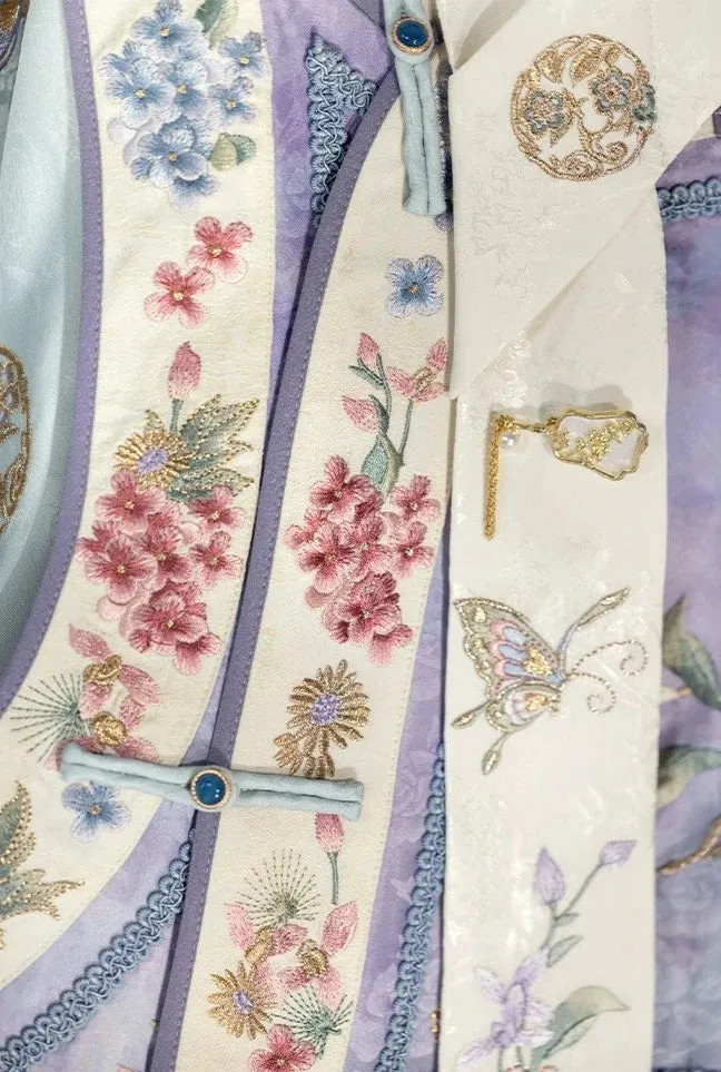 Meng Meng 萌萌 Qing Dynasty Embroidered Changyi Dress