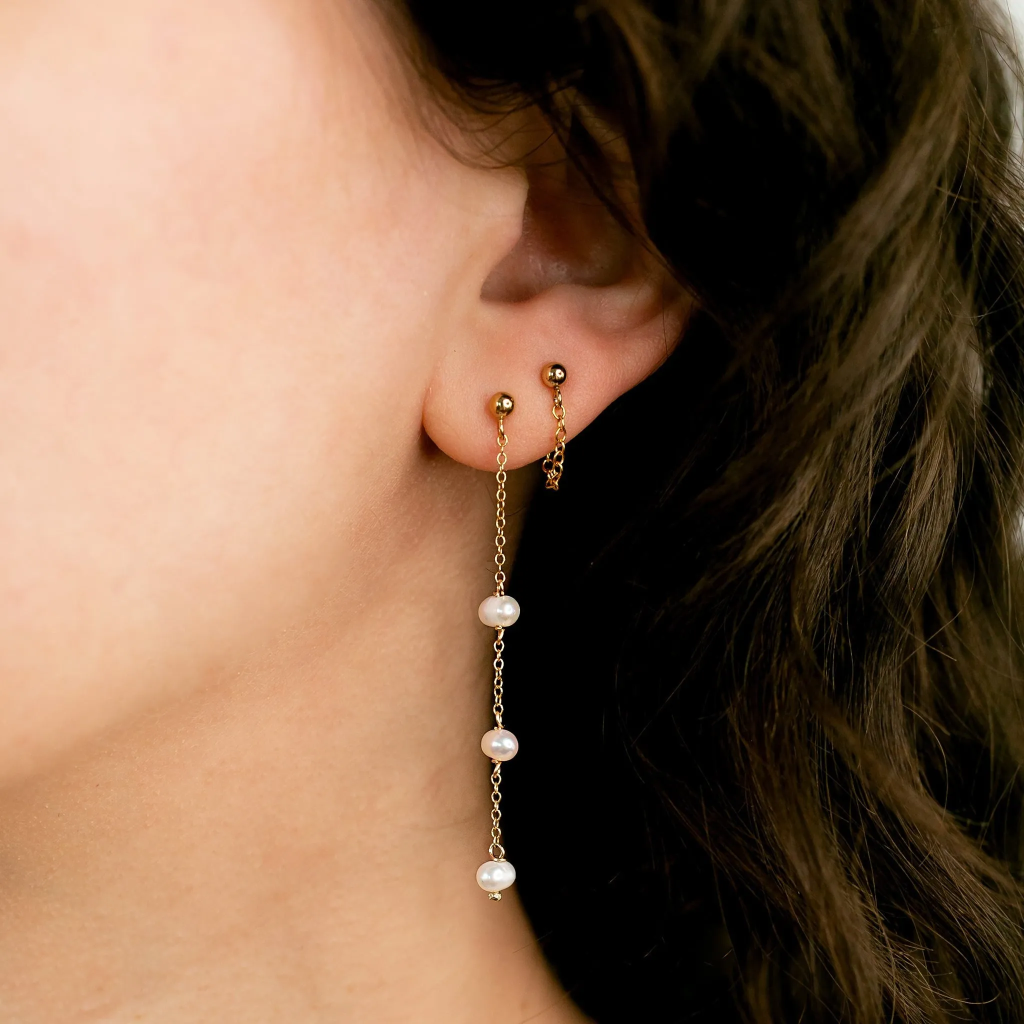 Naya Freshwater Pearl Chain Earrings