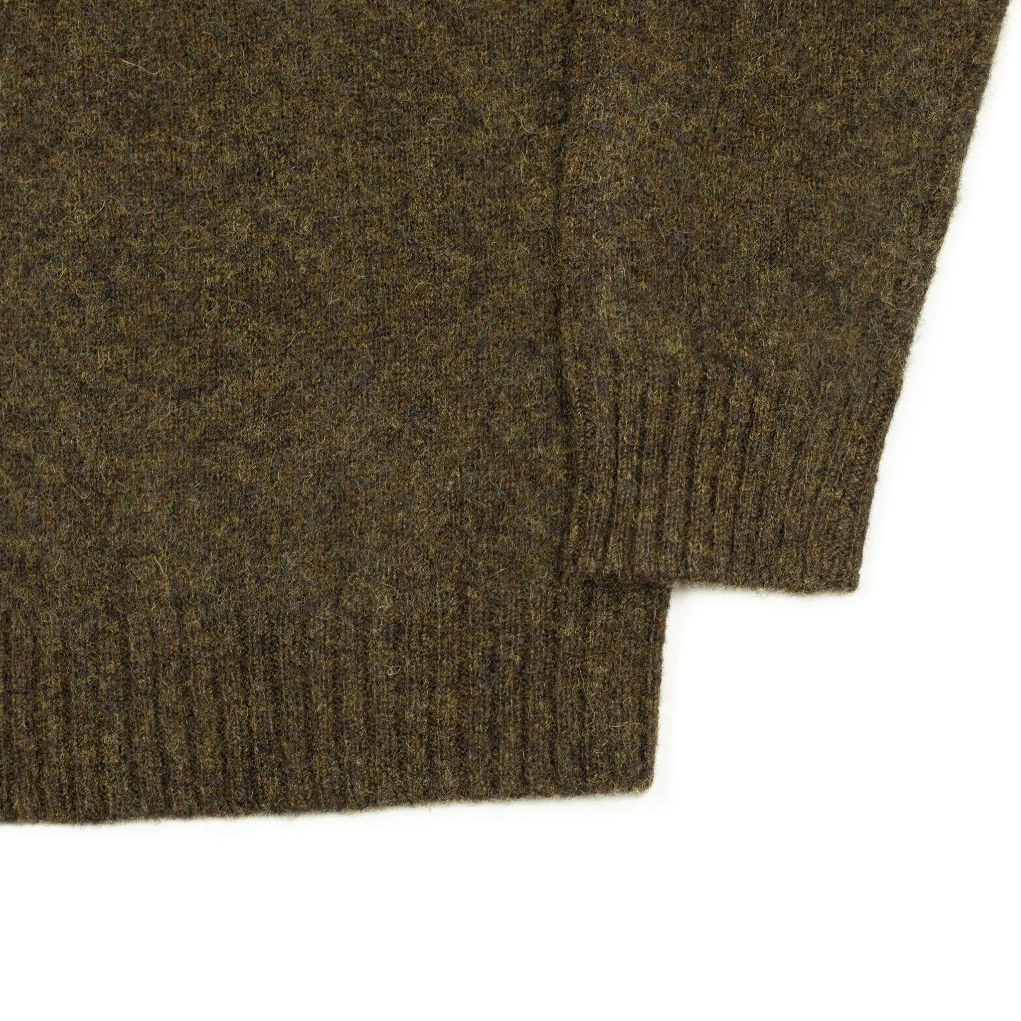 Saddle shoulder sweater in "Cocoa Brown" washed shetland wool