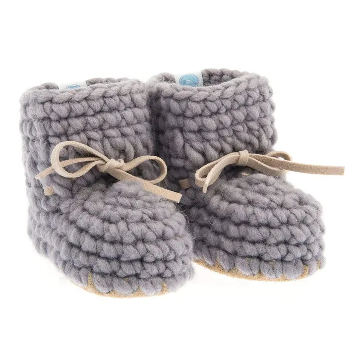 Sweater Moccs