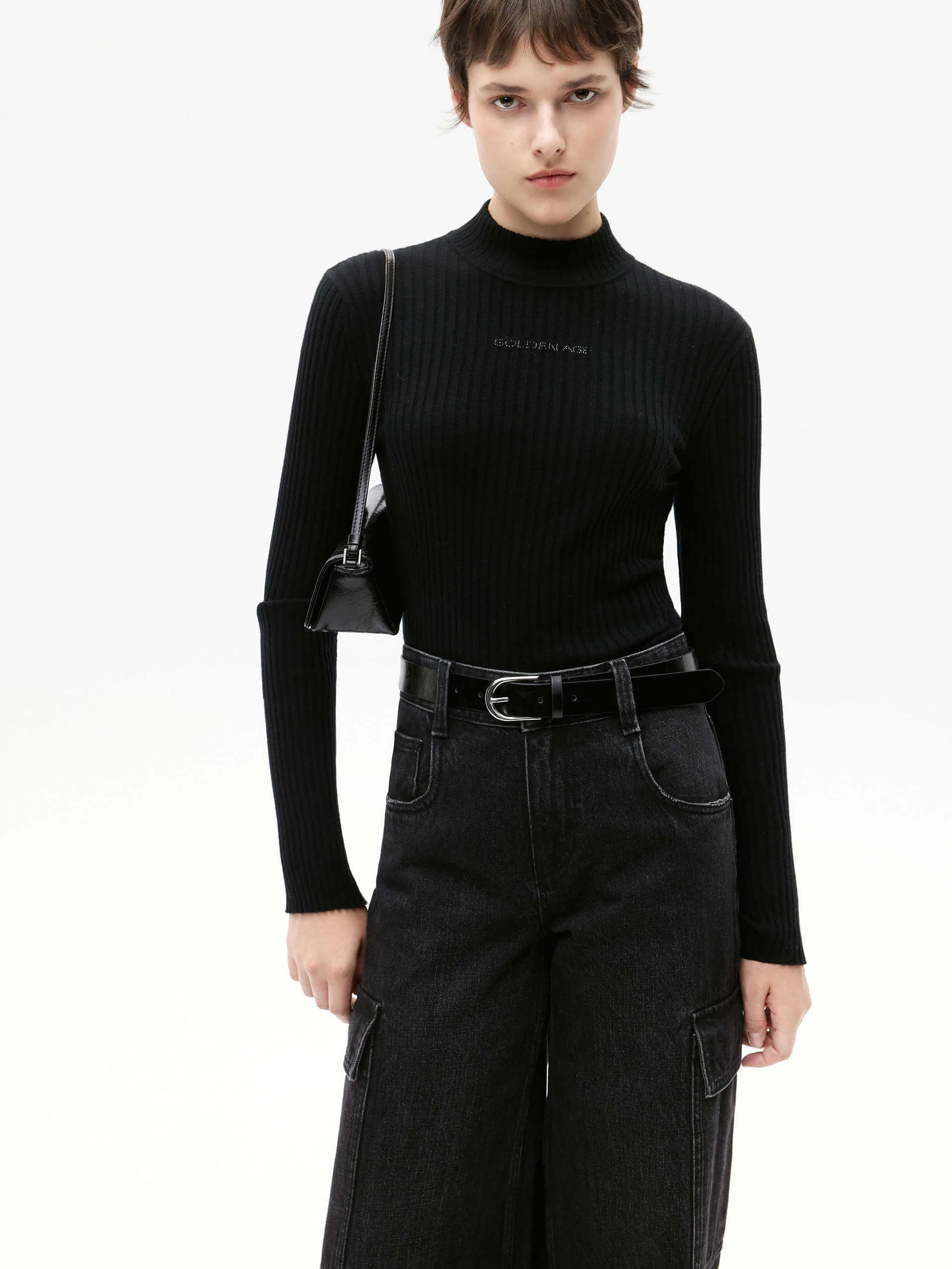 Turtleneck Ribbed Knitted Top